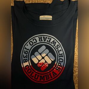 Men’s Columbia  XL Omni freeze blue short sleeved shirt